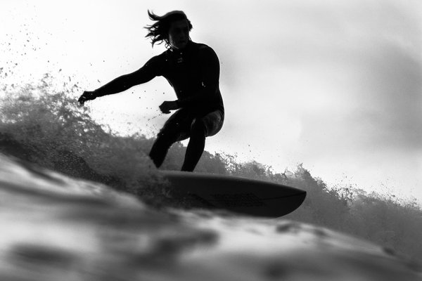 Découvrez les tarifs des cours de surf à Biarritz